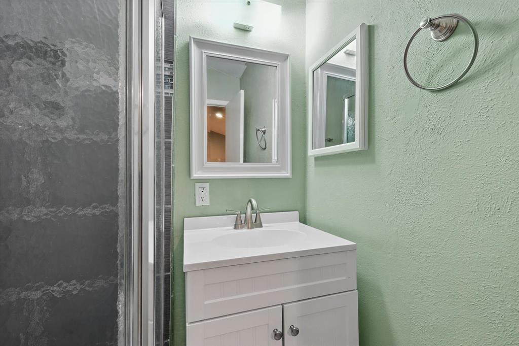 Las Colonitas Condo - Residential Lease