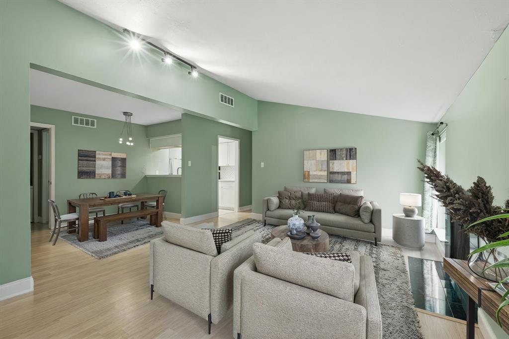 Las Colonitas Condo - Residential Lease