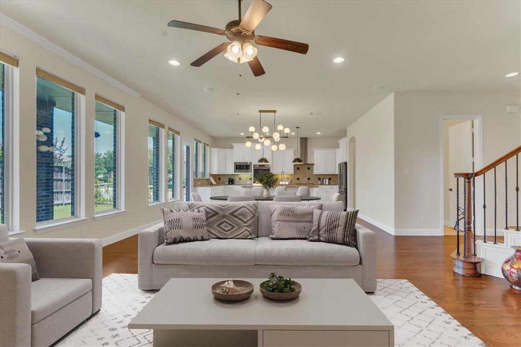 8844 Laurel Lane
