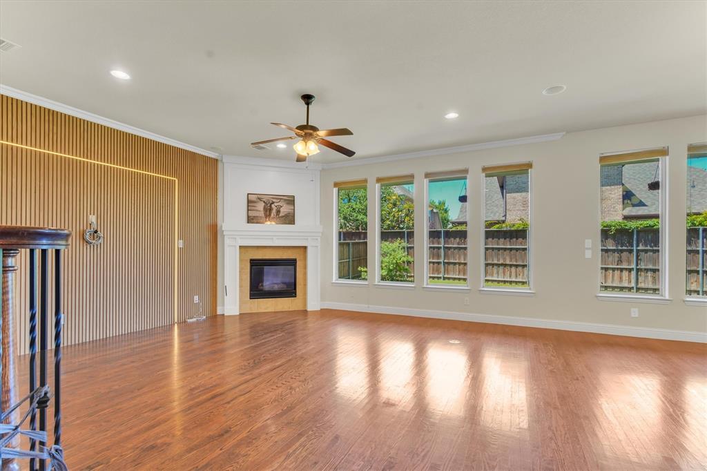 8844 Laurel Lane