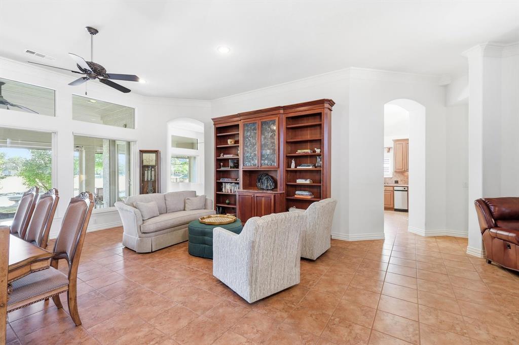 9501 Grandview Drive