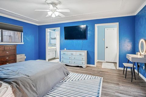 Tiny photo for 1916 Middle Glen Drive, Carrollton, TX 75007 (MLS # 21095893)