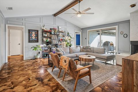 Tiny photo for 1916 Middle Glen Drive, Carrollton, TX 75007 (MLS # 21095893)