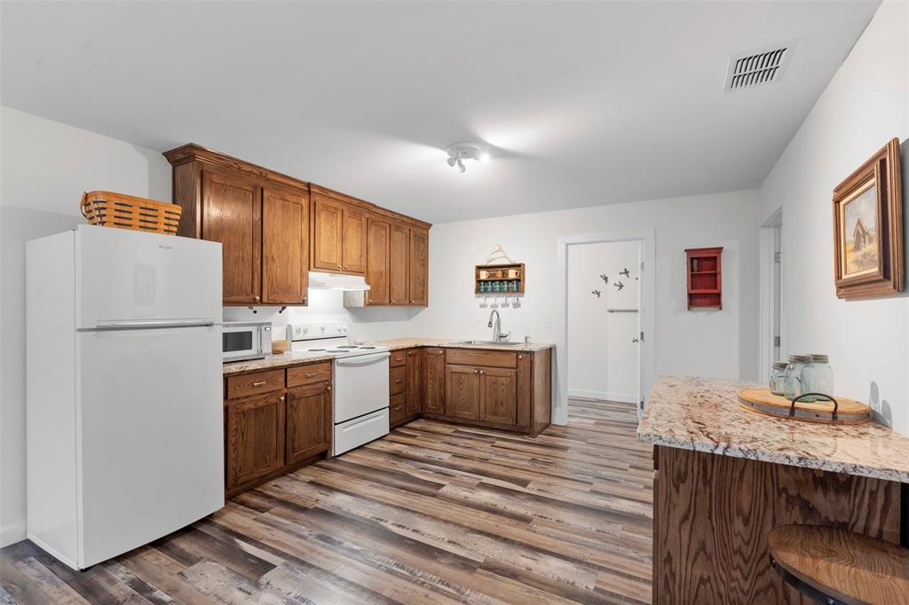 Cee Bar Ranch - Residential