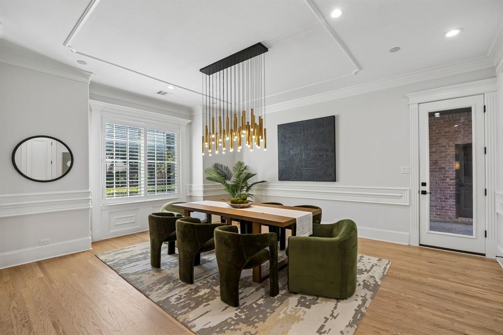 1010 Ashlawn Drive