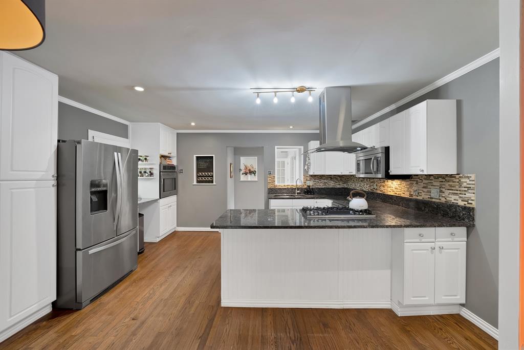 Hollywood Heights - Residential