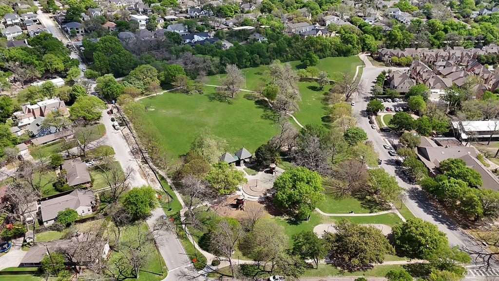 Hollywood Heights - Residential