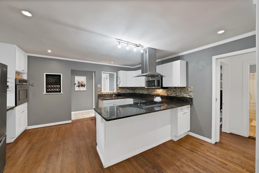 Hollywood Heights - Residential