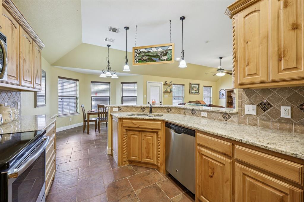 The Hamptons Ph II - Residential