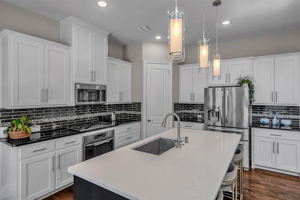 350 Loma Alta Drive