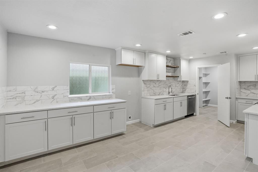 Waverly Place - Residential