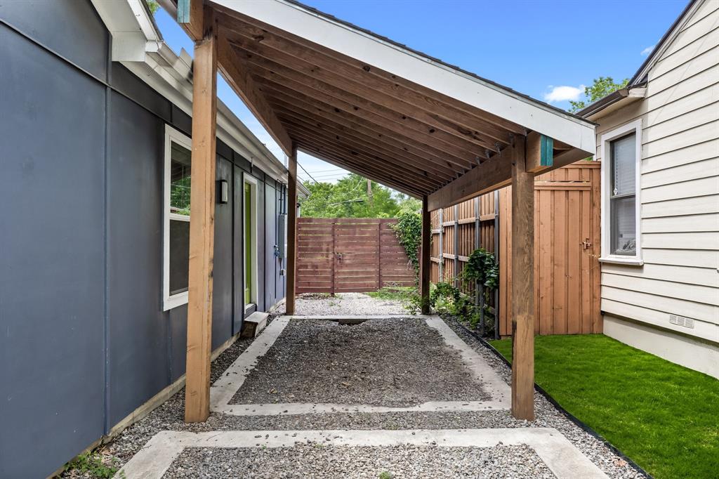 Shamrock Shores - Residential