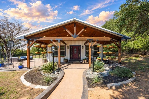 Photo of 384 Fort Graham Road, Waco, TX 76705 (MLS # 21408595)