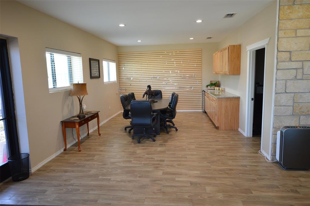 Kemp Bus Park - Commercial Sale