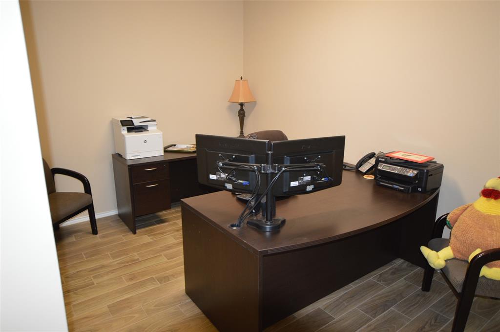 Kemp Bus Park - Commercial Sale