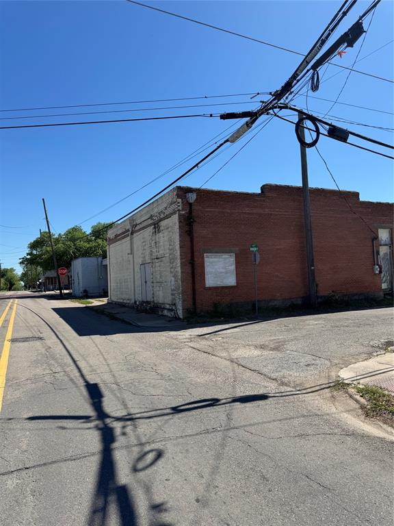 Orig Town Of Commerce - Commercial Sale