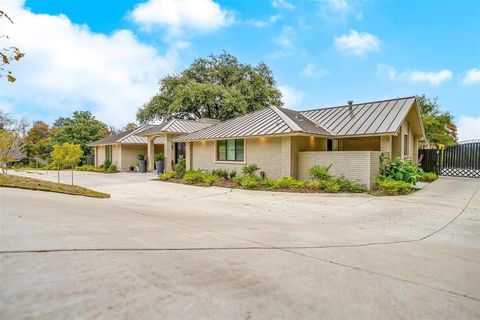 A home in Westover Hills