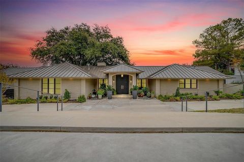 A home in Westover Hills