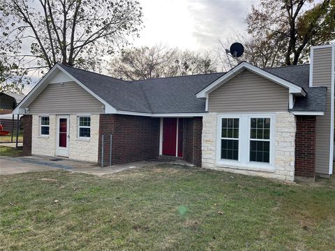 A home in East Tawakoni