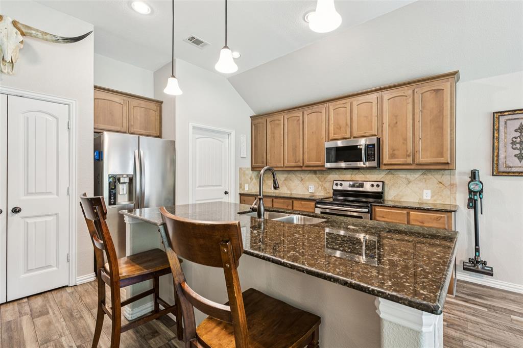 Silver Creek Manor - Residential