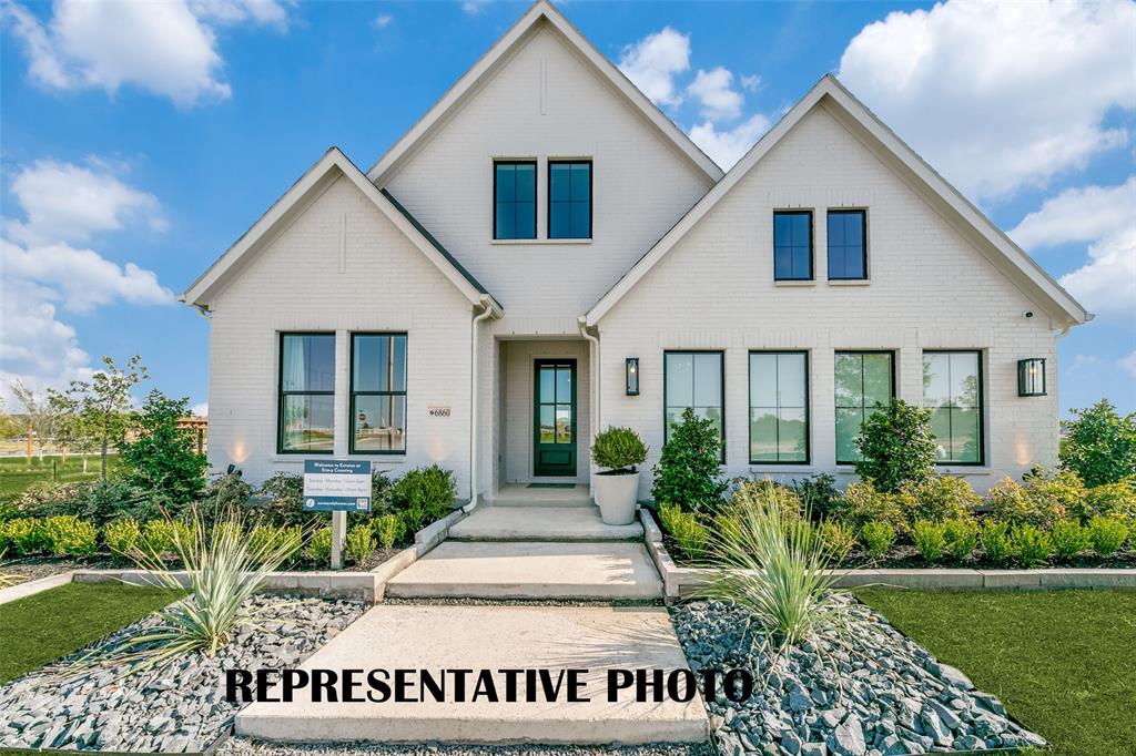 5609 Roselyn Way
