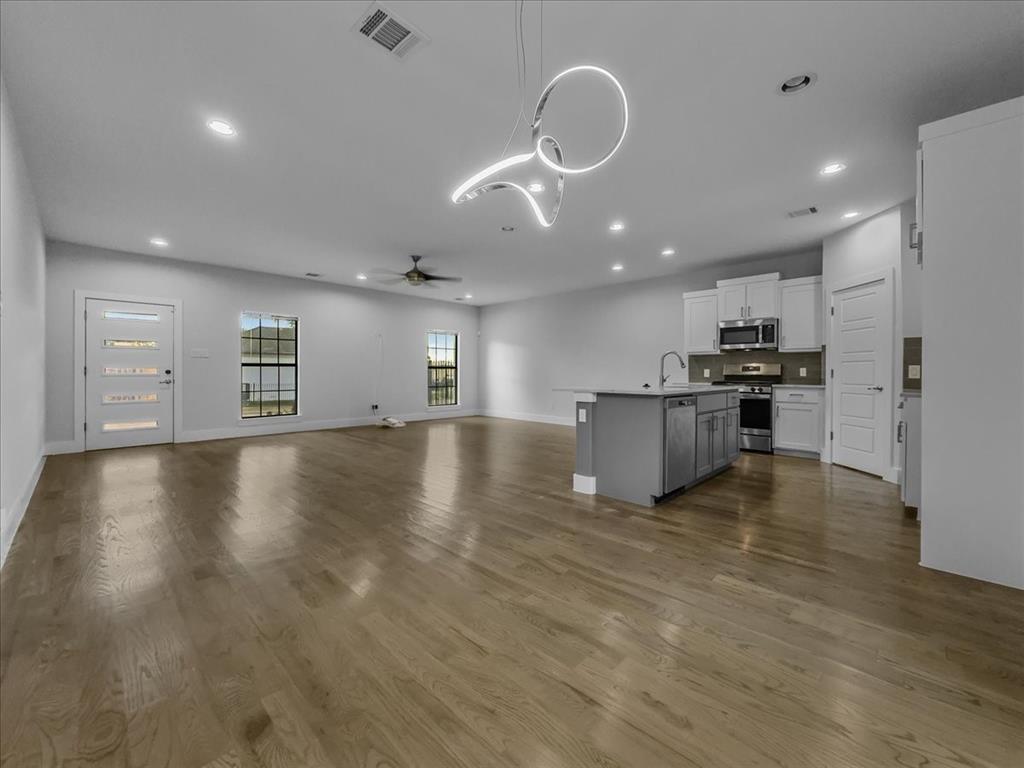 Mount Auburn - Residential