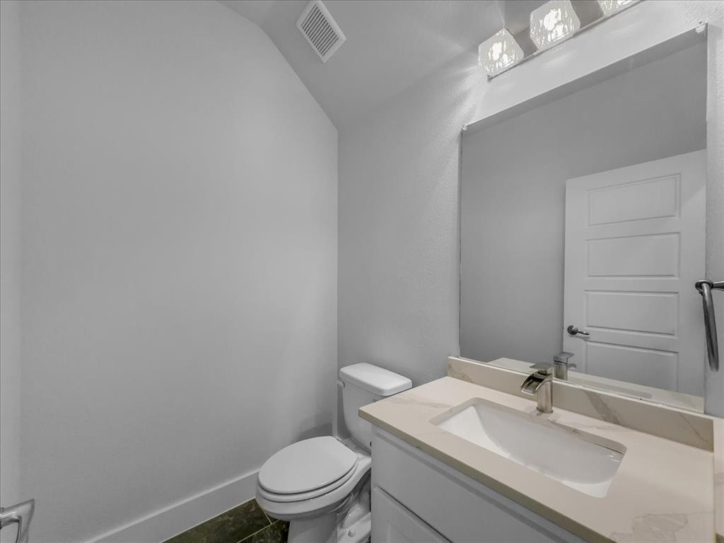 Mount Auburn - Residential