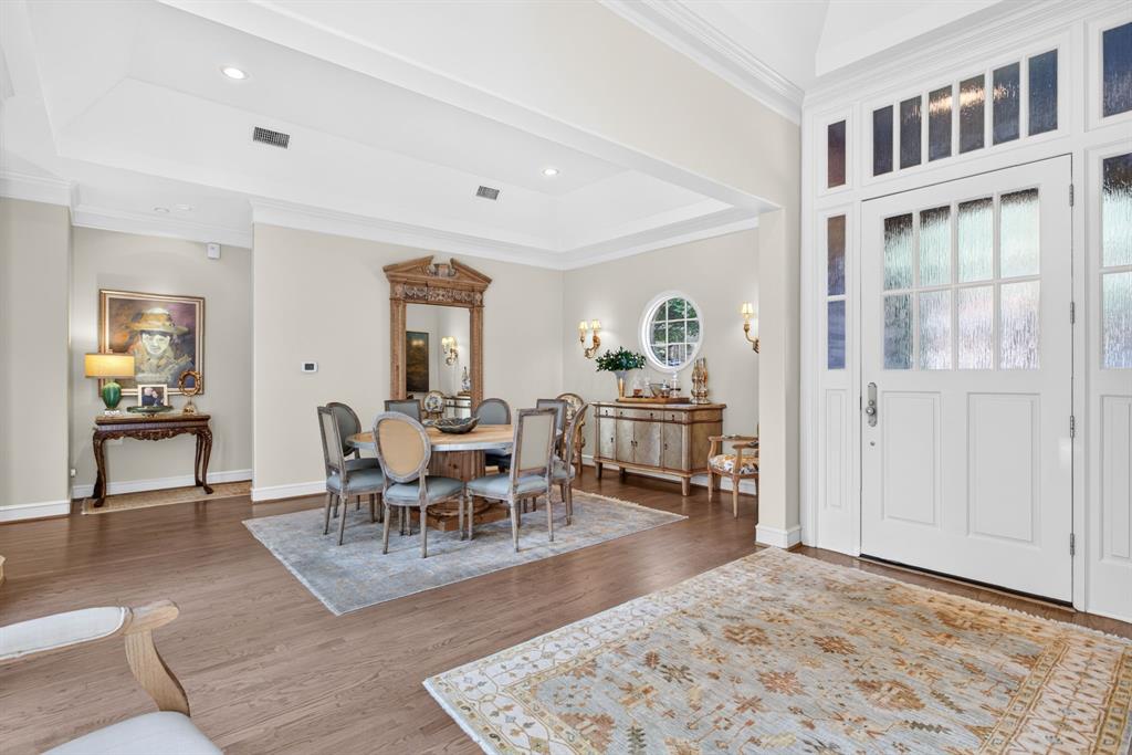 4902 Westbriar Drive