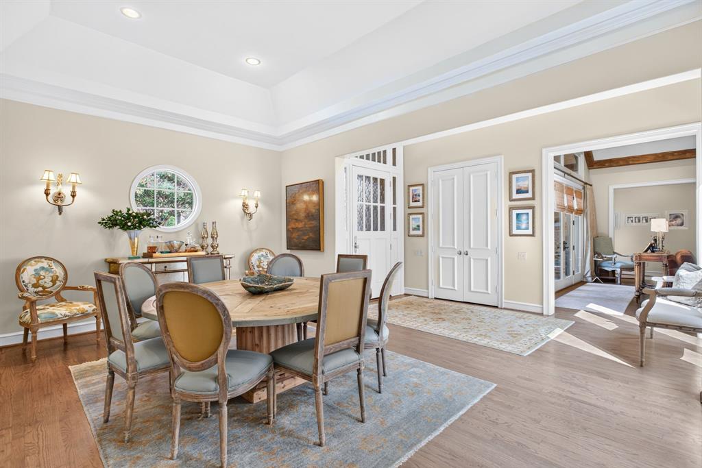 4902 Westbriar Drive