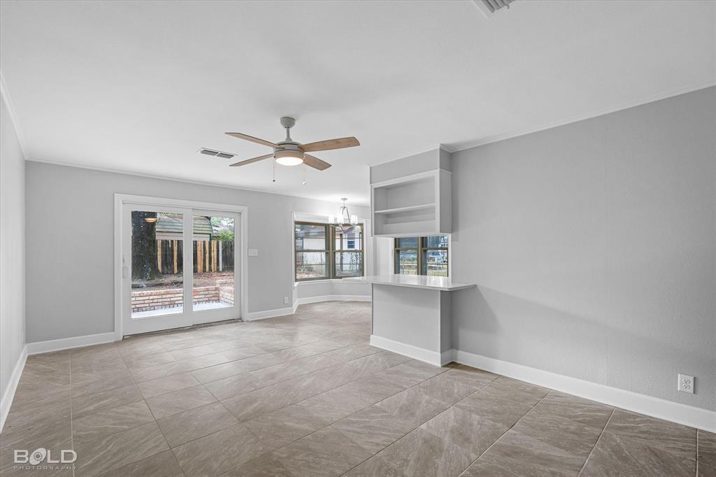 Shreveport, Louisiana 71108, United States, 4 Bedrooms Bedrooms, ,2 BathroomsBathrooms,Residential,Contingent,197375