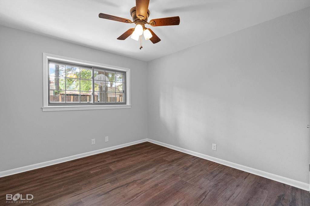 Shreveport, Louisiana 71108, United States, 4 Bedrooms Bedrooms, ,2 BathroomsBathrooms,Residential,Contingent,197375