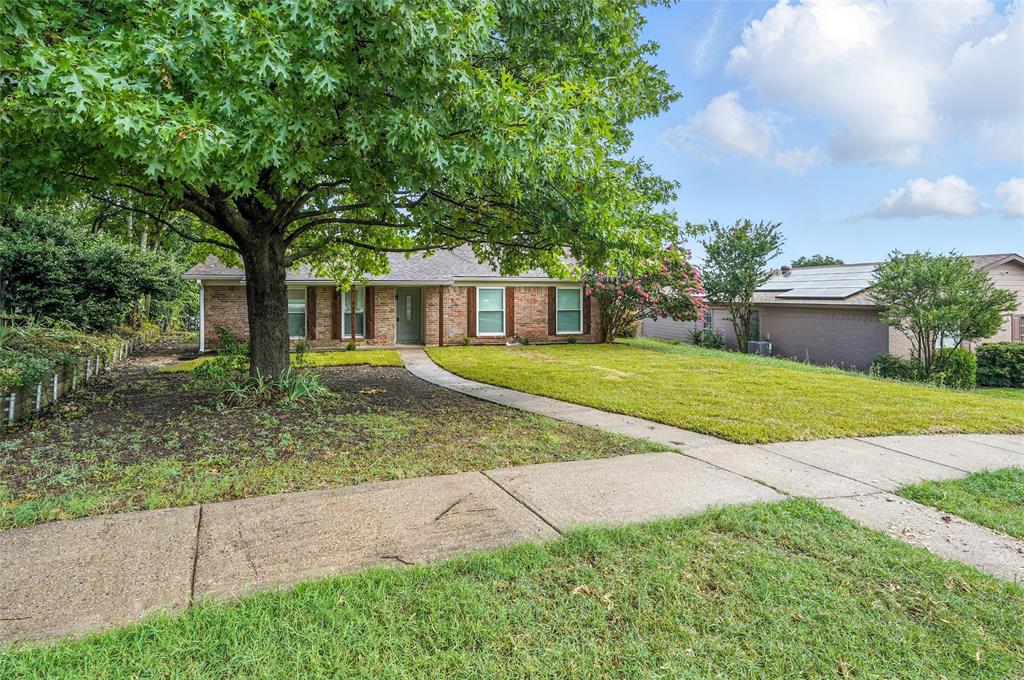 1409 Blanco Lane
