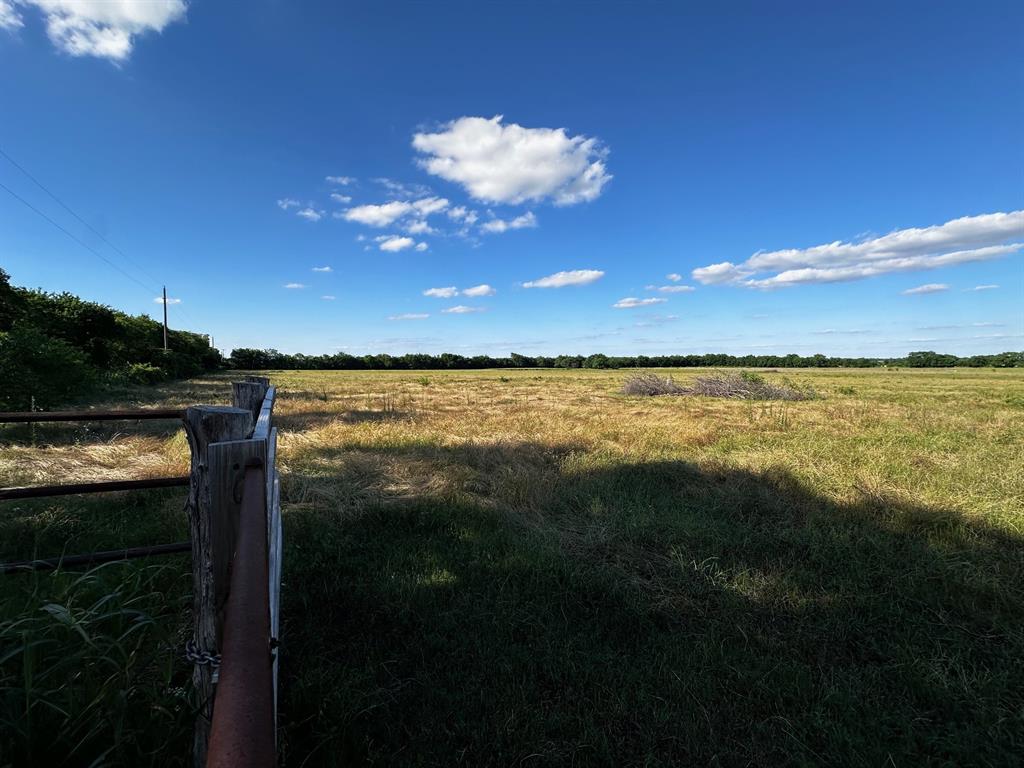 23 +/- Acres County Rd 4815