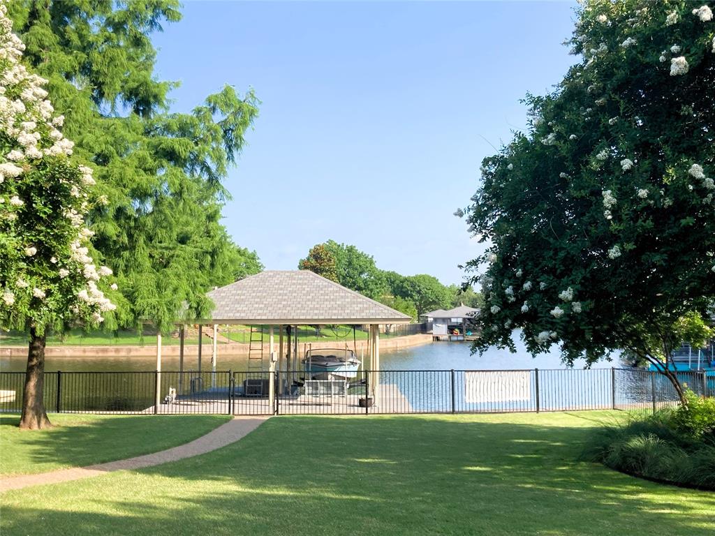 1214 Mallard Way