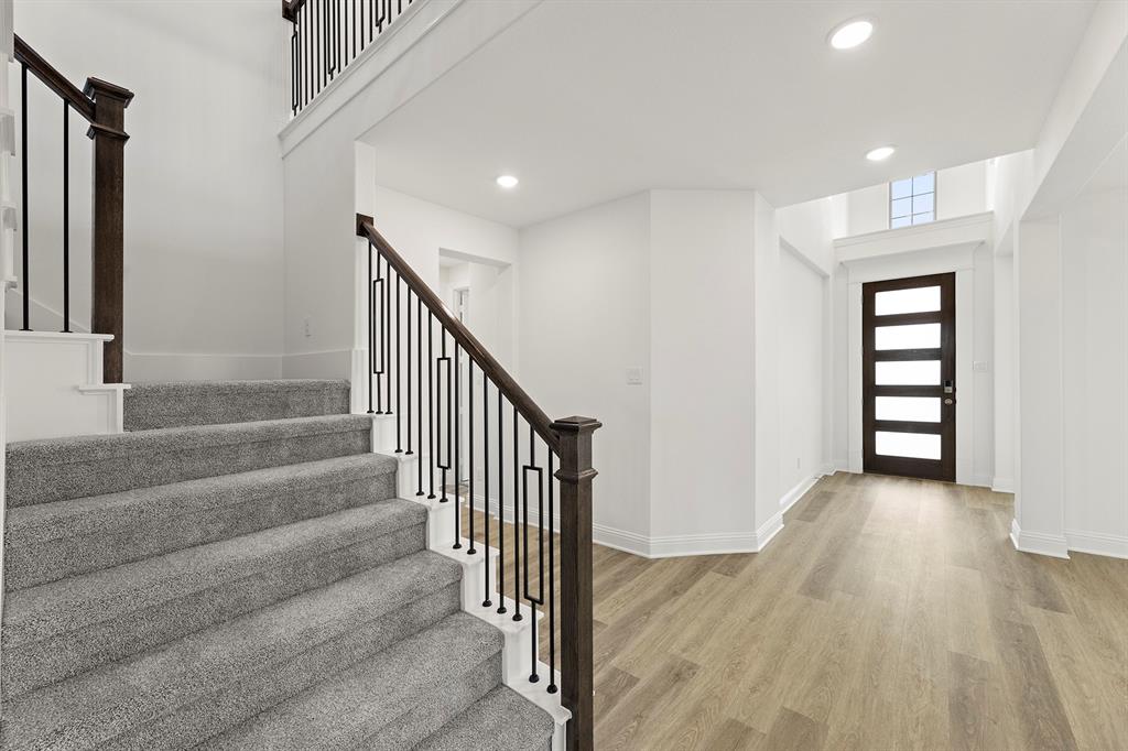 520 Carlow Way