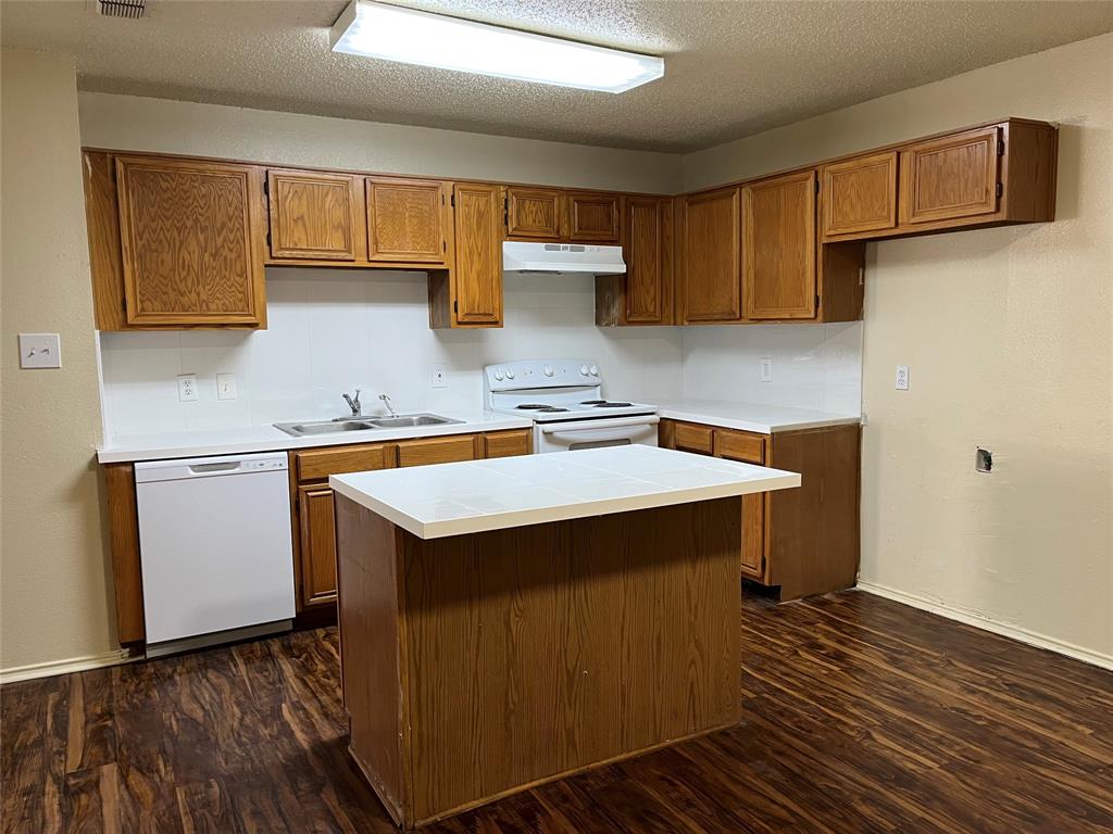 Brookhaven Estates - Residential Lease