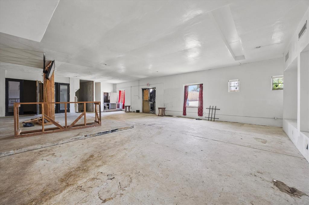 Trinity Heights 03 - Commercial Sale