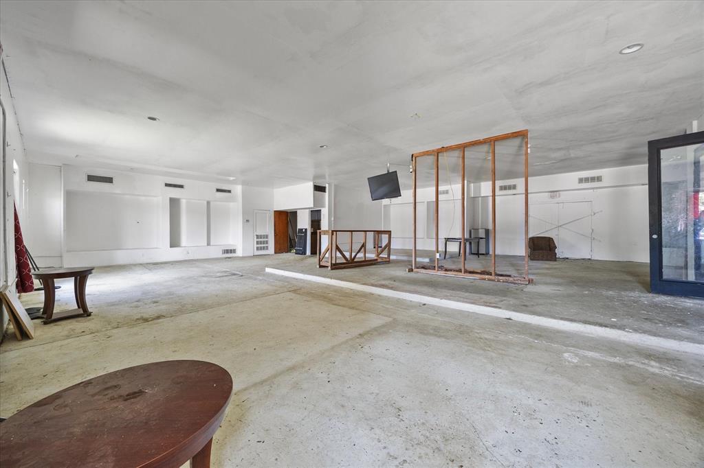 Trinity Heights 03 - Commercial Sale