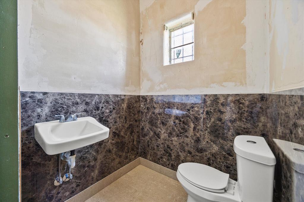 Trinity Heights 03 - Commercial Sale