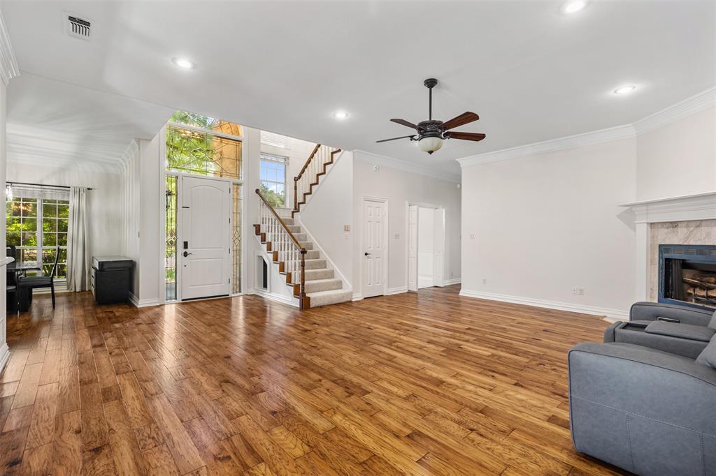 609 Seville Road