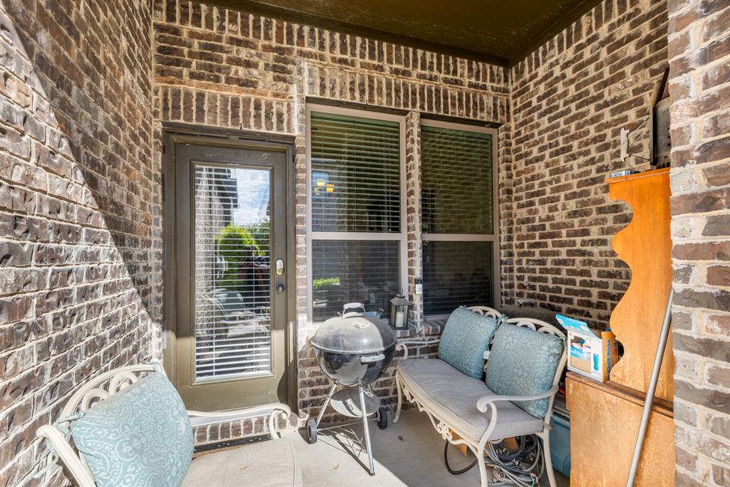 3922 Canton Jade Way