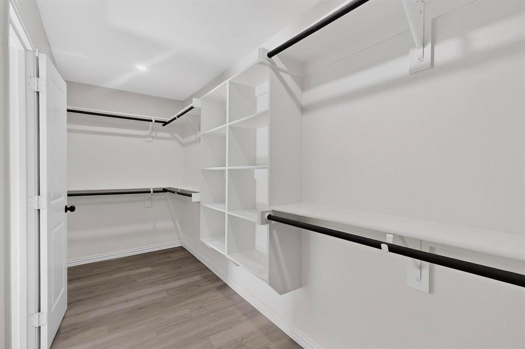 Oak Tree - Residential