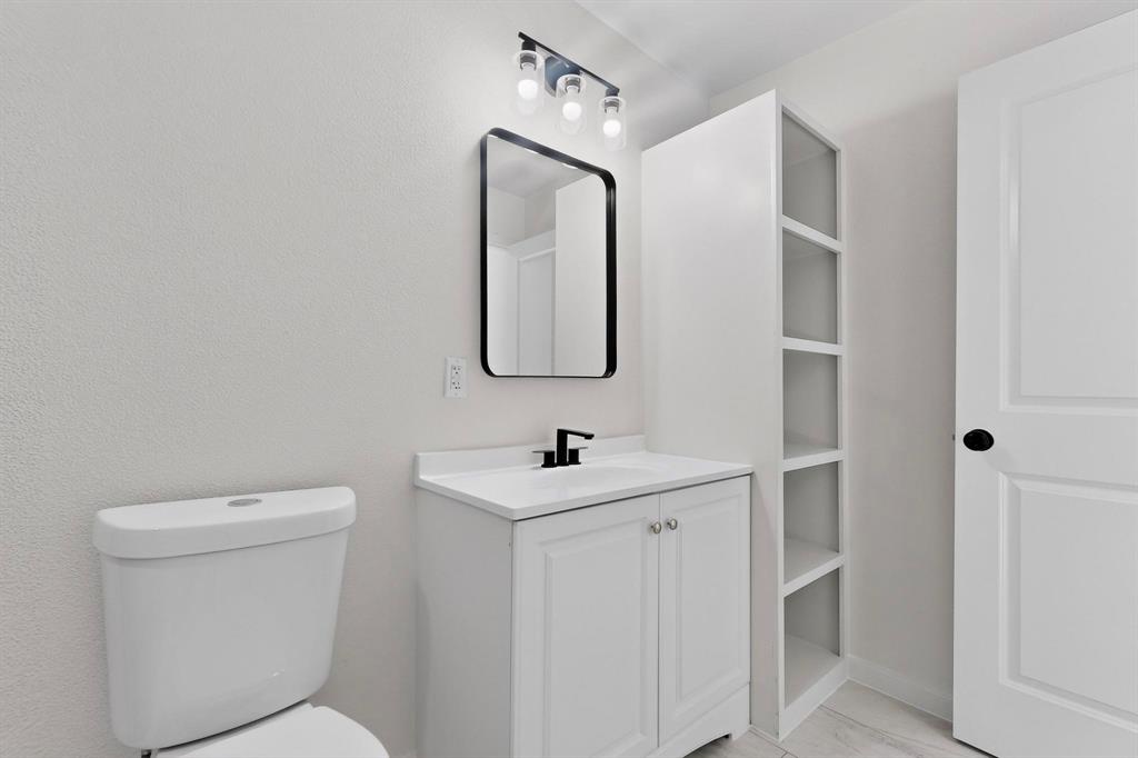 Oak Tree - Residential