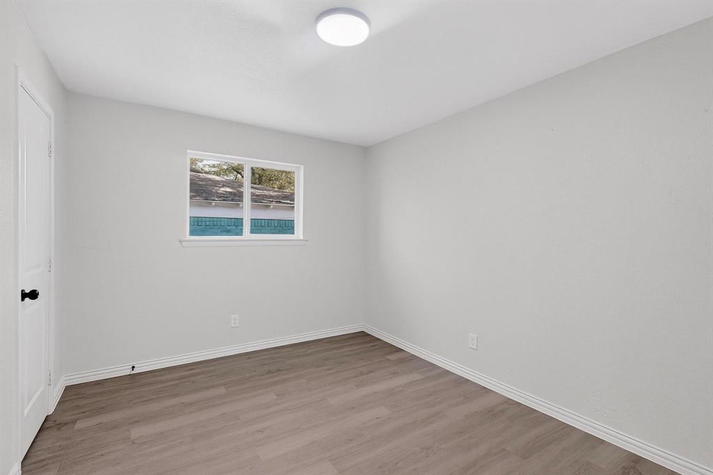 Oak Tree - Residential