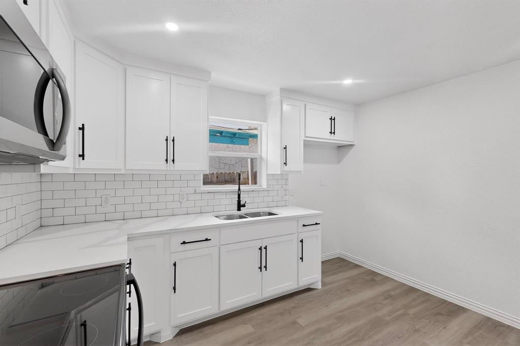 Oak Tree - Residential