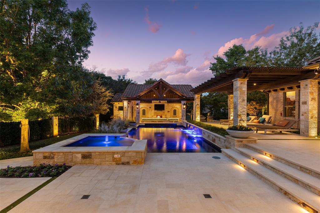 Chimney Rock - Residential