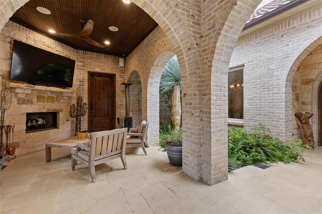 Chimney Rock - Residential