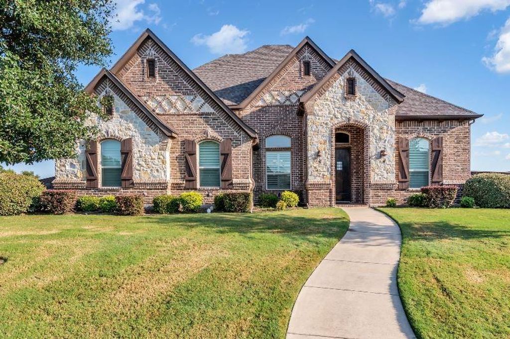 Photo for 801 Rose Court, Keller, TX 76248 (MLS # 21066439)