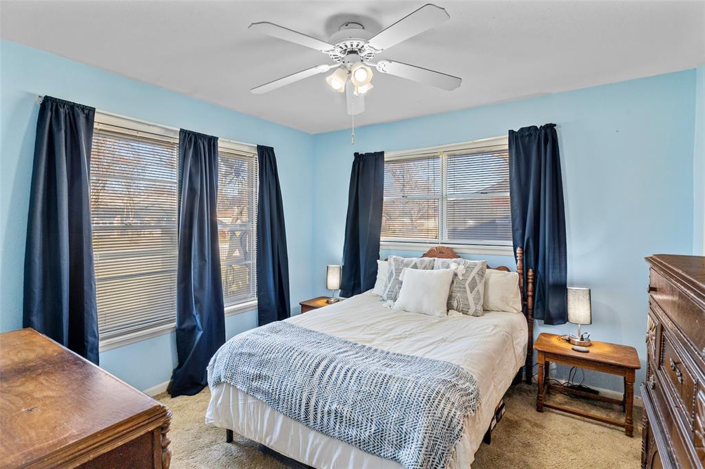 Cleburne, Texas 76033, United States, 3 Bedrooms Bedrooms, ,2 BathroomsBathrooms,Residential,Pending,20971