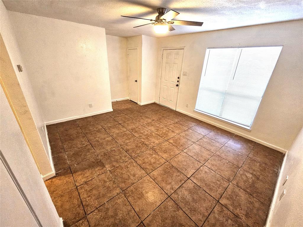 724 Bluebonnet Drive